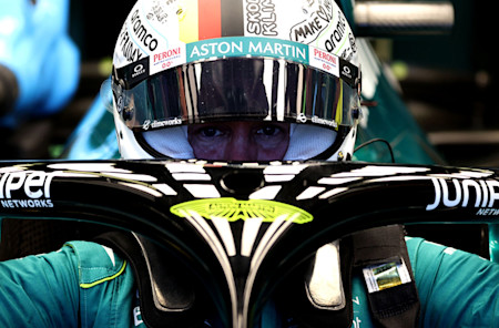 Sebastian gets ready for FP1