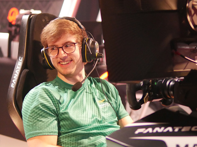 Esports social fragment