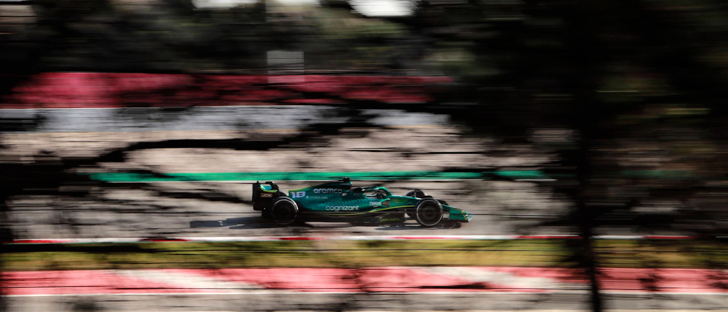 Lance Stroll in the AMR22
