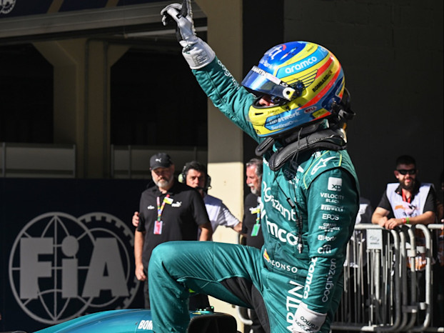 GP2320 160408SMG 2864