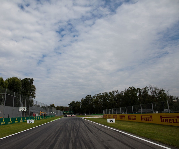 Beginning a lap at Monza