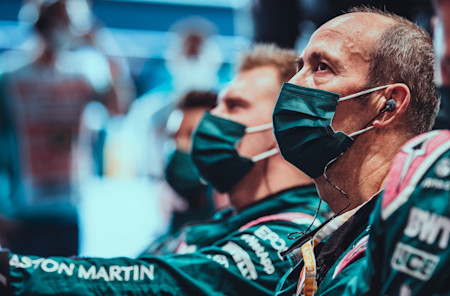 Full focus in the garage as the race gets underway.