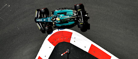 Sebastian warms up on Soft tyres during FP1