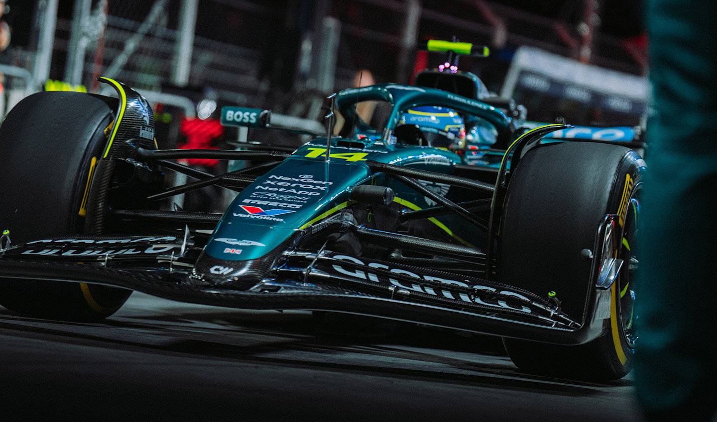 Vegas race desktop hero