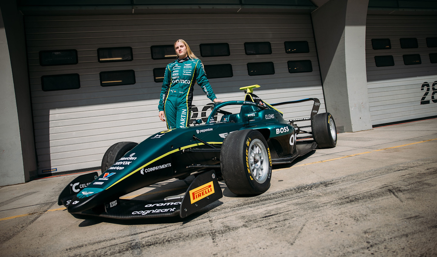 F1 ACADEMY homepage hero 2