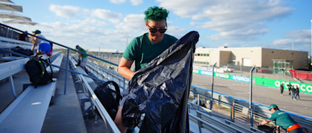 Inspired by Seb's post-British GP clean-up, fans came together to clean up in Austin, making their mark. I / AM