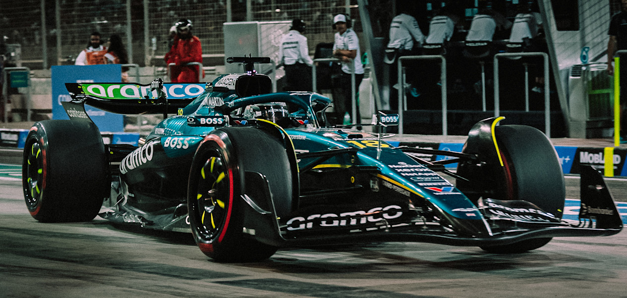 Debrief Sunday Header