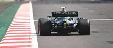 Beginning a lap at the Mexico Grand Prix circuit