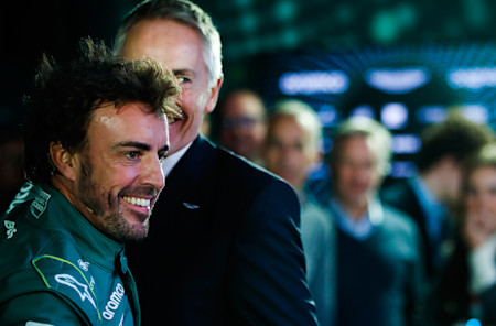 Joining AMF1 has seen Fernando reunited with Group Chief Executive Officer Martin Whitmarsh. The pair previously worked together at McLaren and Martin joined the Spaniard for his first car launch as an AMF1 driver.