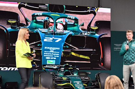 Rachel and Nico talk to the fans