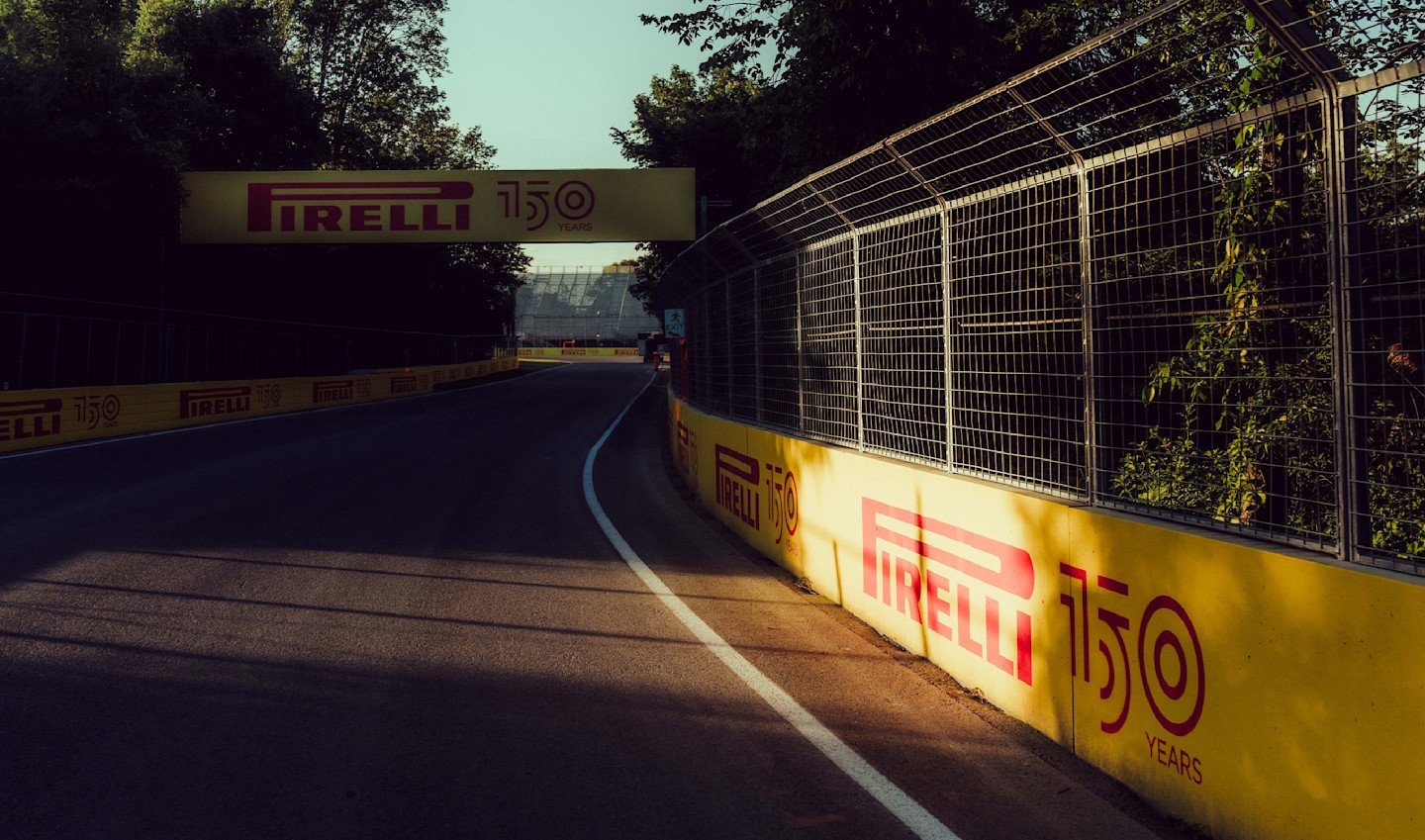 Canada race page fixed image