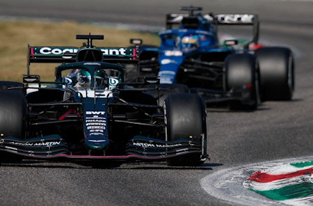 Lance holds off Fernando Alonso in the Grand Prix