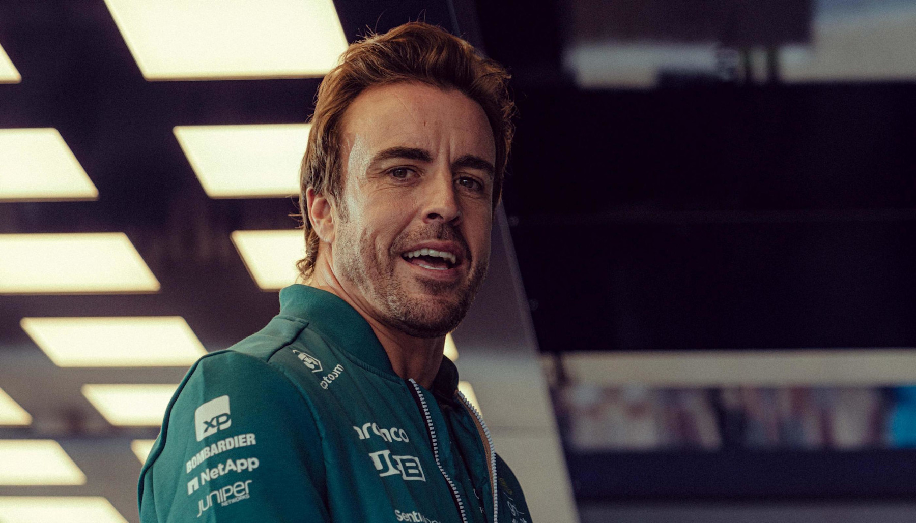 The ultimate fan experience with Fernando at 'Il Pitstop' - Aston ...