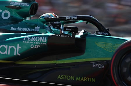 As the qualifying session got underway, both cars made it safely through Q1.