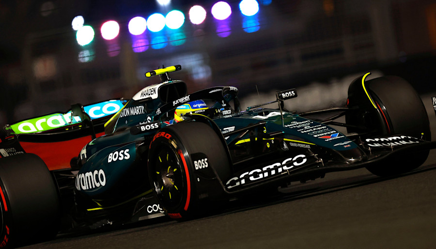 Fernando drives through Turn 14 during Qualifying