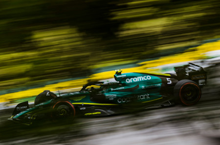 Sebastian put moves in late on to work his way into ninth in the Sprint, just behind polesitter Kevin Magnussen.