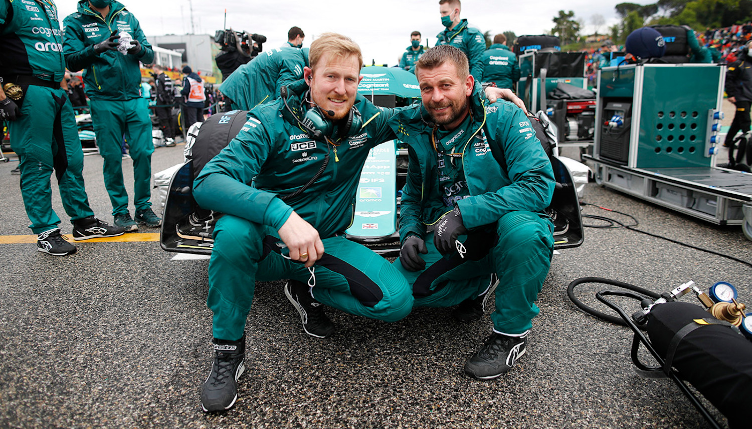 INSIDER: Ian's trackside farewell at 2022's first Sprint race - Aston ...