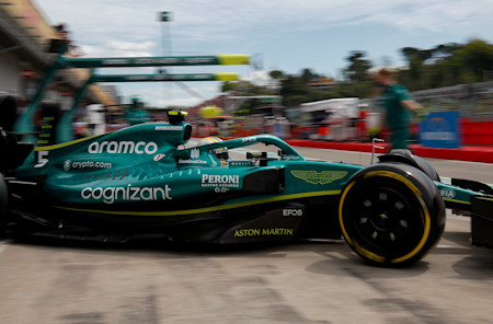 Clear skies greeted the team for FP2 on Saturday in the final hour of practice