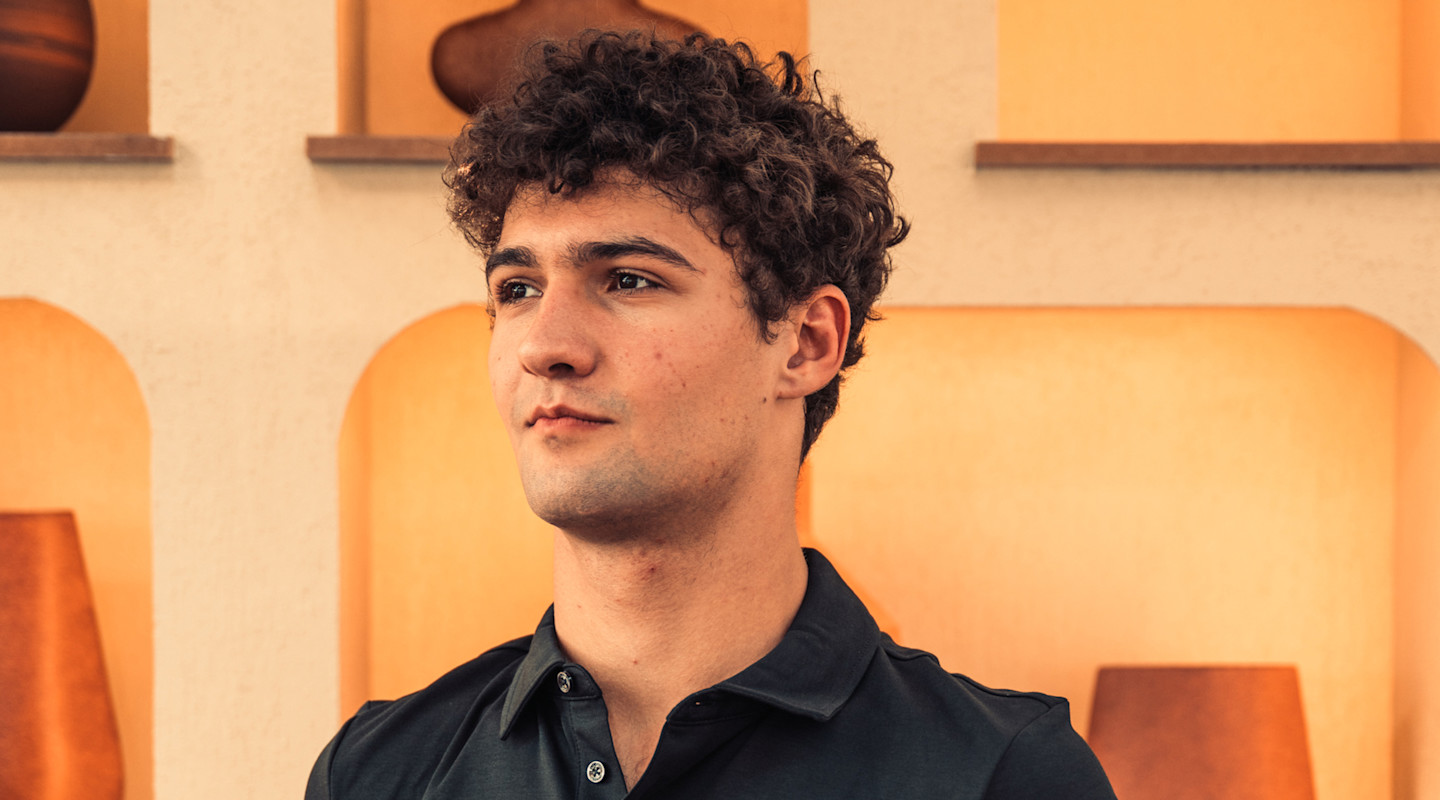 Jak third driver in line 3 bw v2