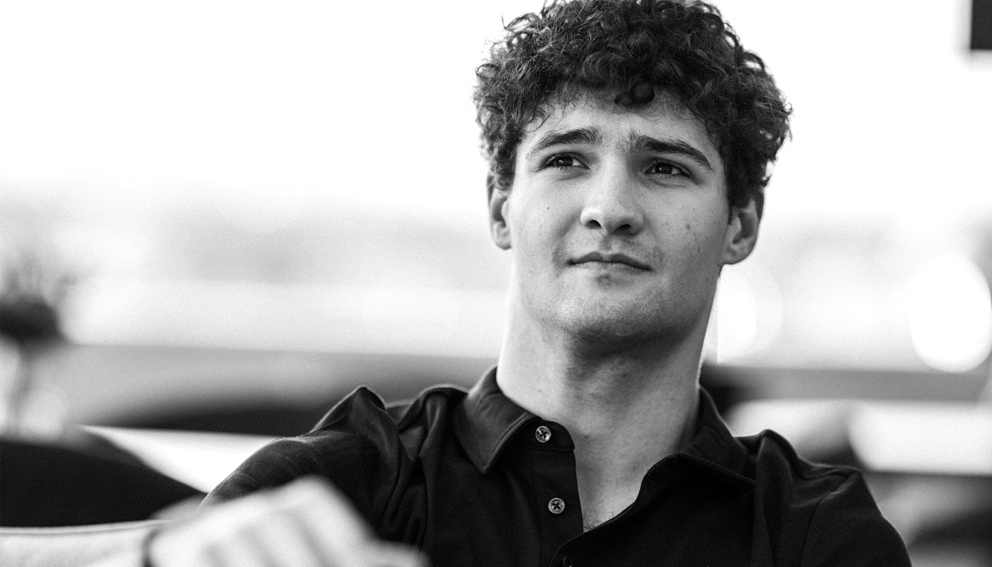 Jak third driver in line 1