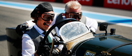 The pair were thrilled by the Green Pea and its differences to modern-day machinery.