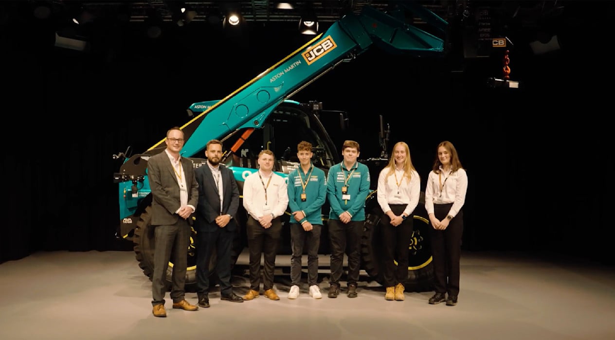 JCB swap header