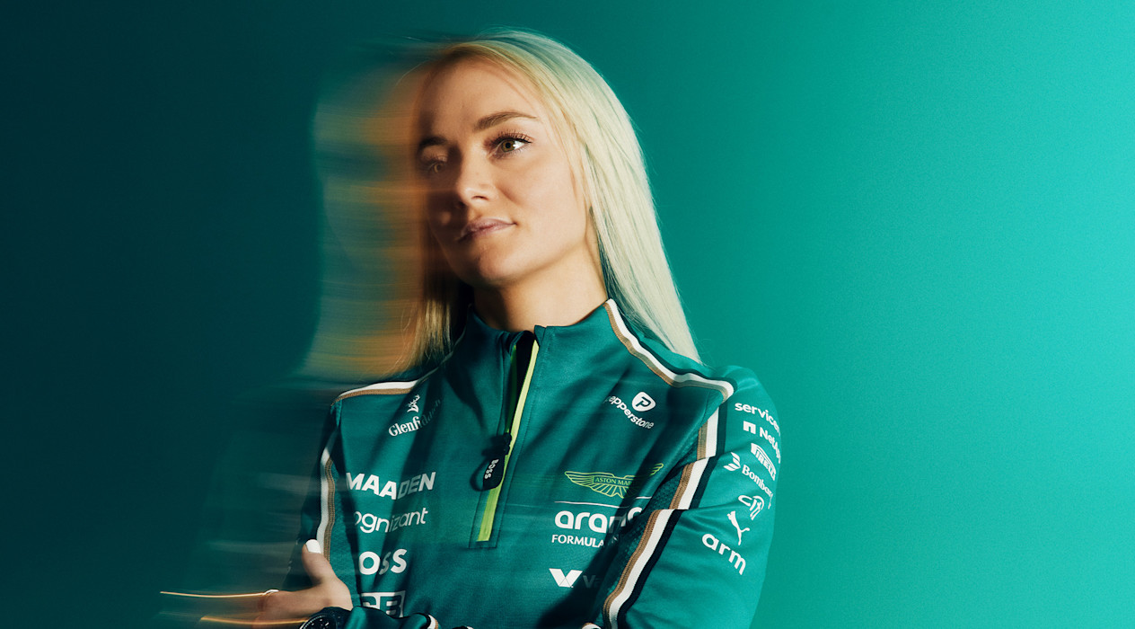 Jessica Steering Column Header