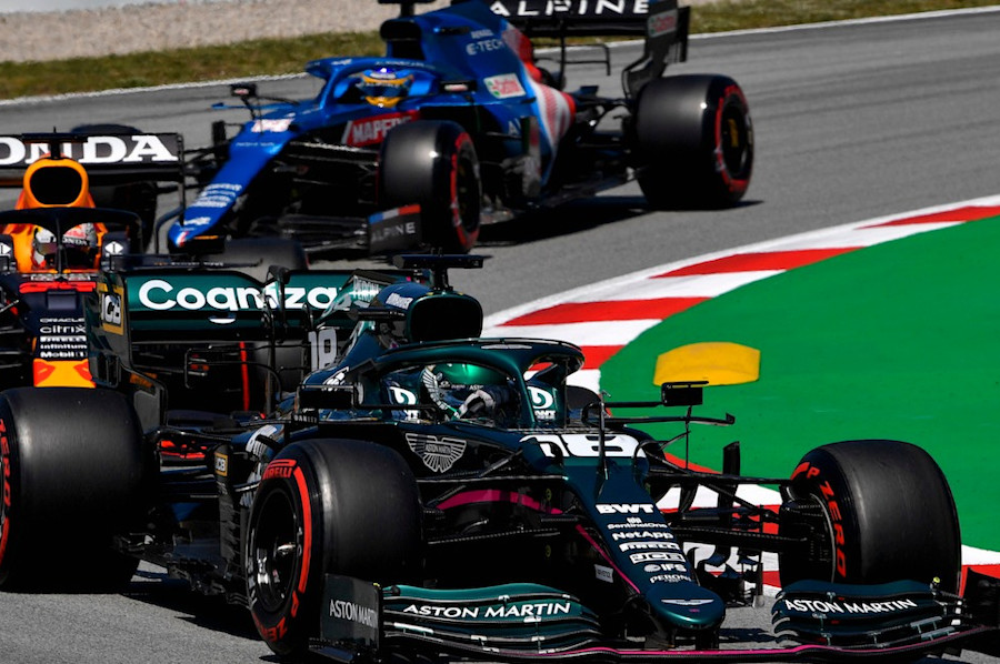 Lance defends resolutely in the Spanish Grand Prix
