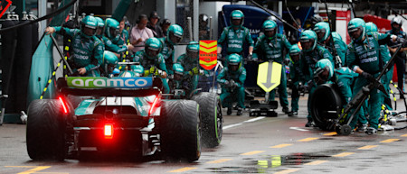 Lance pits to change from Inters to the Hard compound