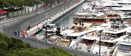 Into Tabac and past the Monte Carlo harbour 