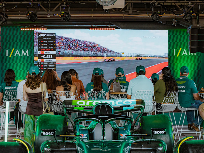 Our commitment 1440x1200 for I AM landing page