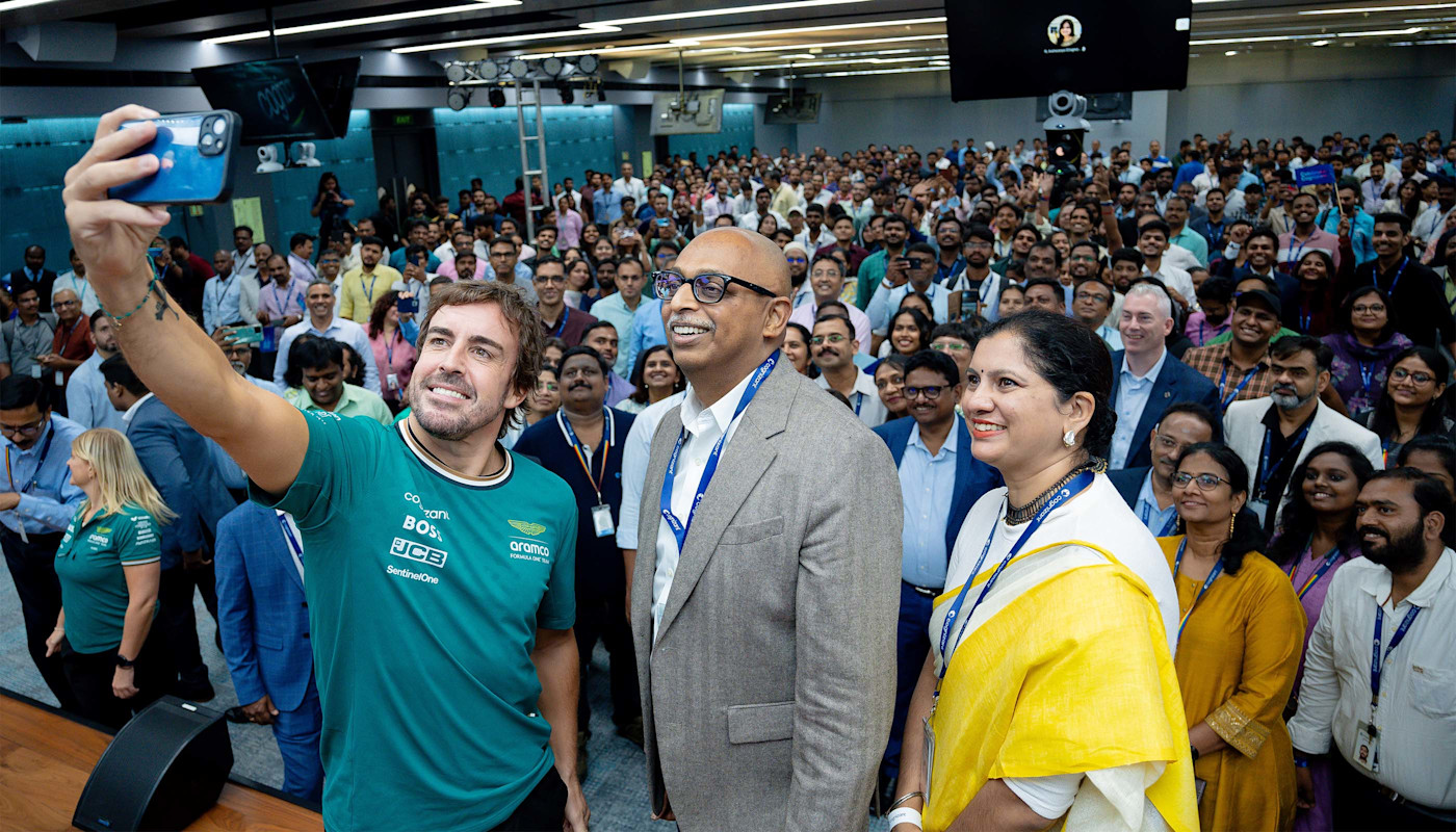 Fernando India visit fixed image