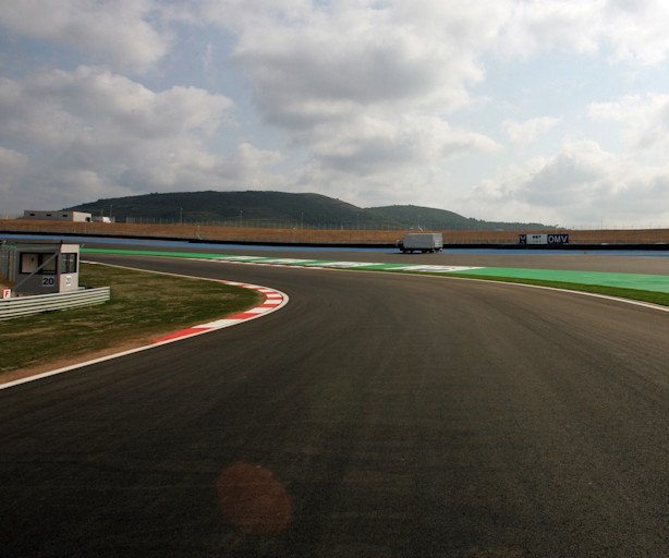 Entering Turn Eight at Istanbul Park