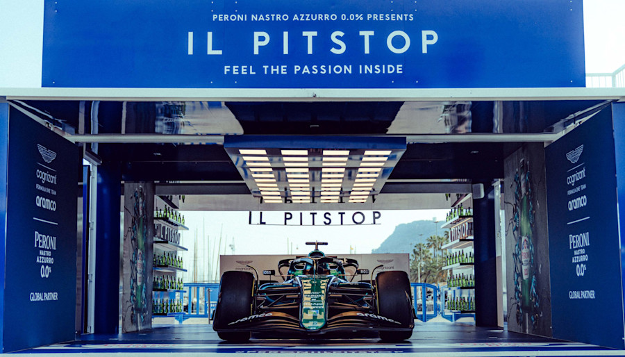 The ultimate fan experience with Fernando at 'Il Pitstop' - Aston ...