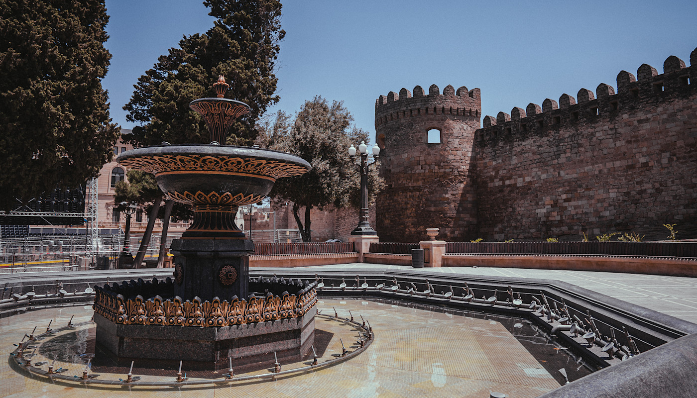 Fixed image Mexico City in line 1