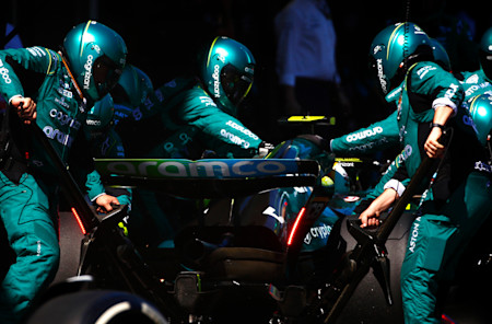 A quick pitstop allowed Sebastian to return to the track in front of Hamilton