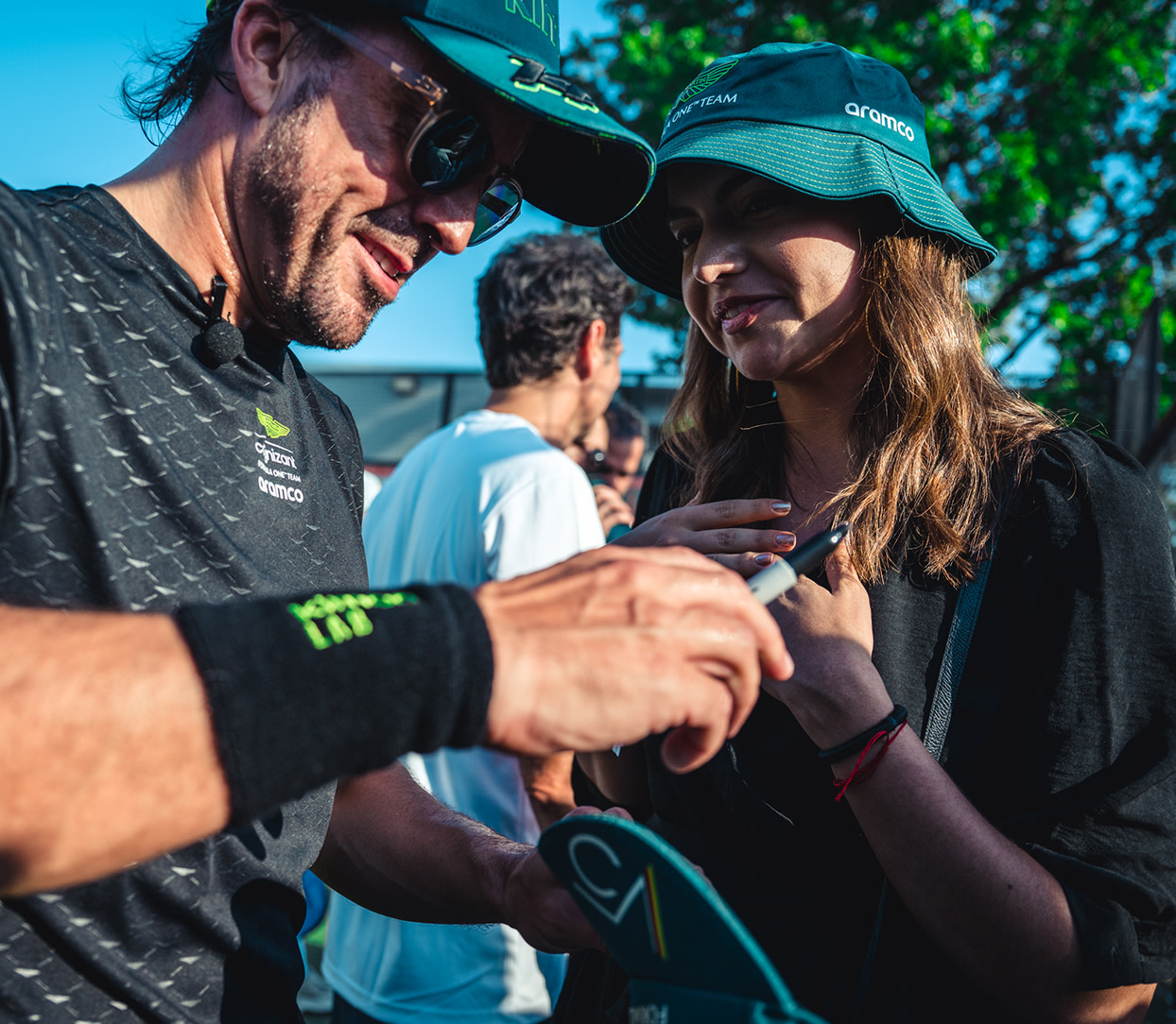Making memories in Miami: Fans join Fernando and the team at AMF1 event ...
