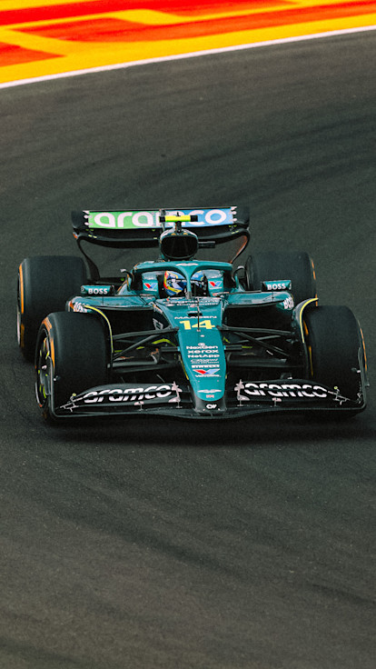 Hungary race page mobile hero