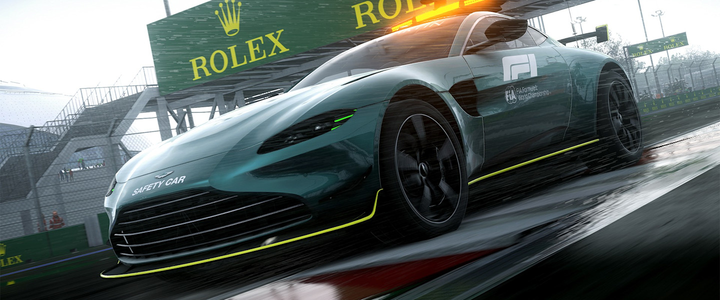 Aston Martin Vantage Safety Car in F1 2021