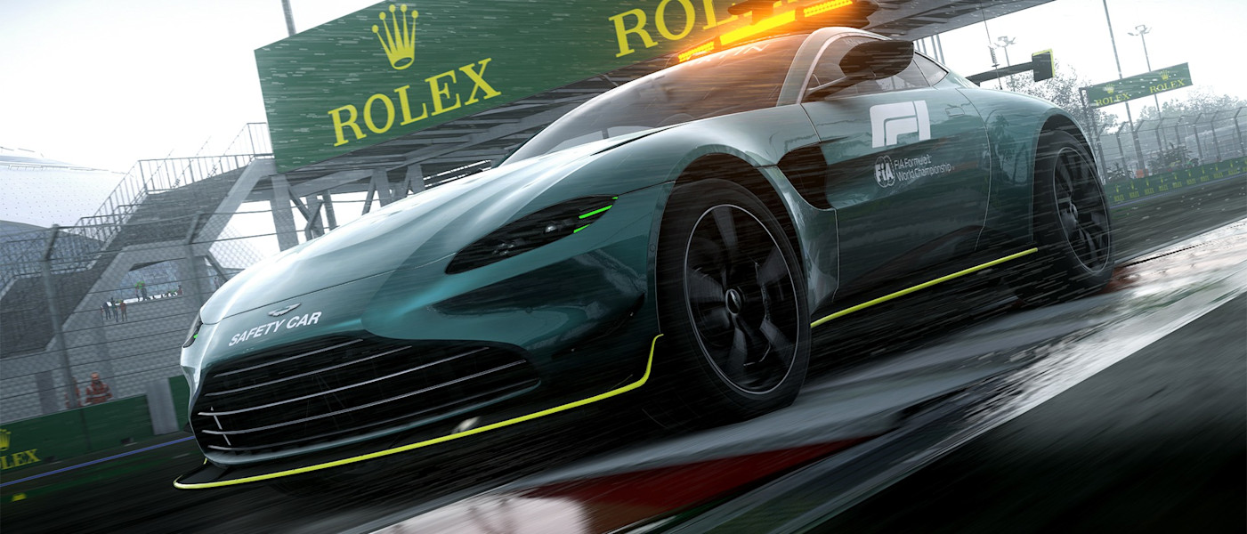 Aston Martin Vantage Safety Car in F1 2021