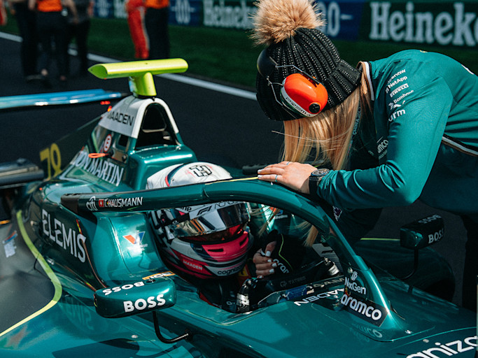 UYG Tina Jess list image