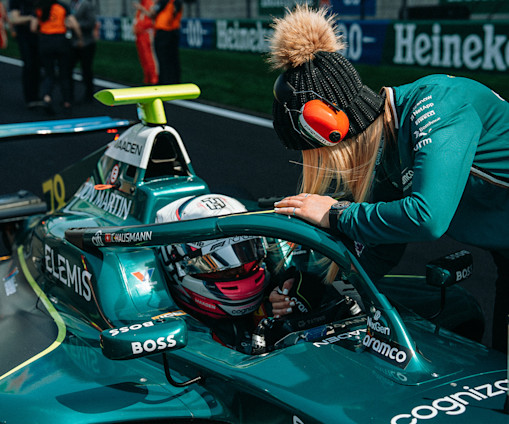 Unearth Your Greatness: Jessica Hawkins and Tina Hausmann on being women in the driver's seat