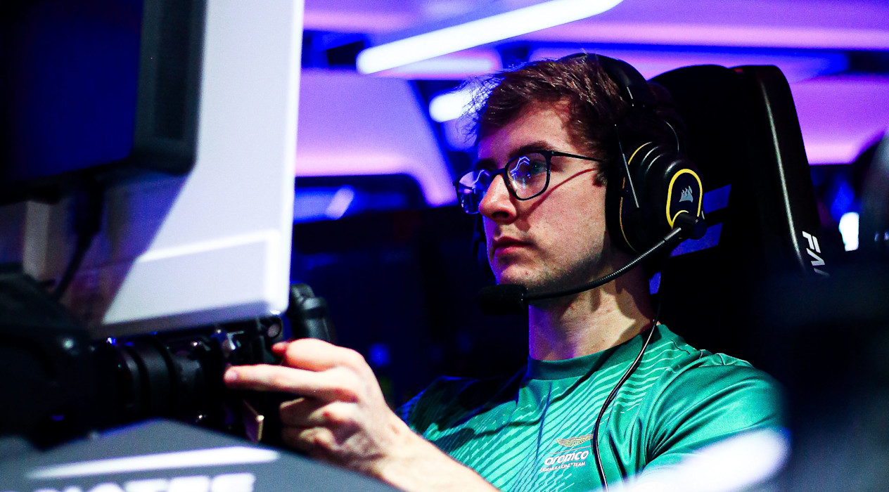 Sim racing guide header