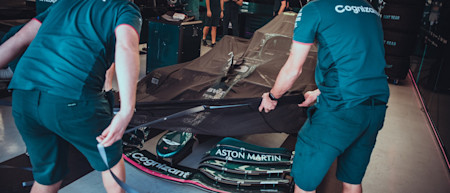 Sunday morning: time to uncover the AMR21 cars.