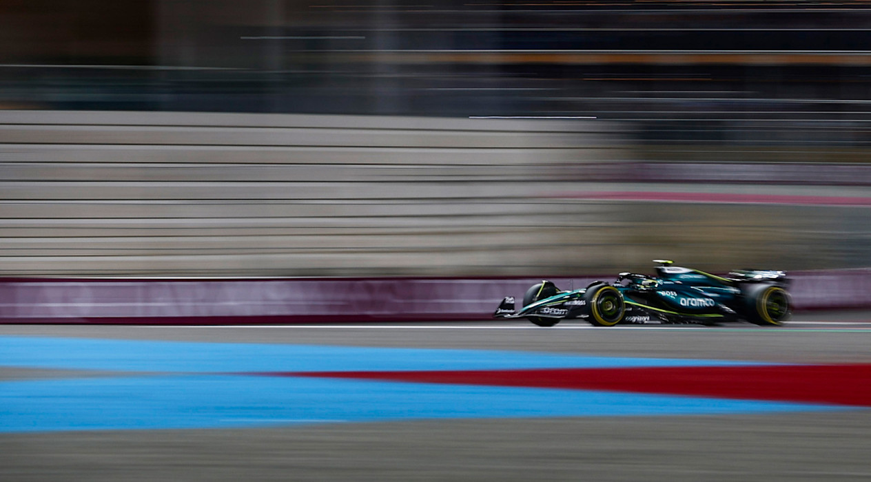 Qatar Sunday Header