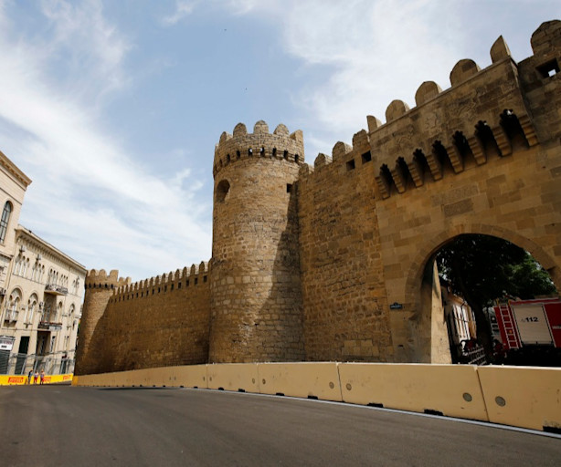 The circuit weaves through the Old City