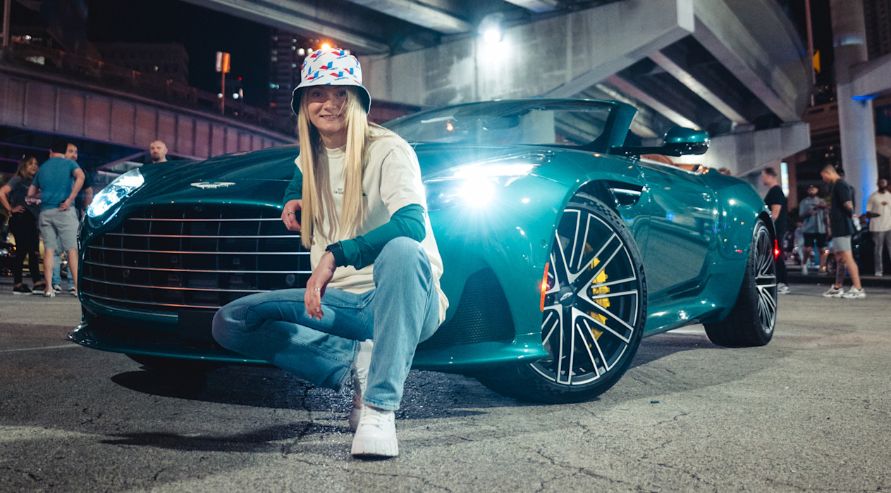 AML convoy article desktop hero image