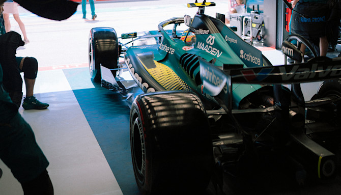 The rear suspension and rear brake duct modifications were developed with each other and the changes to the rear of the floor.