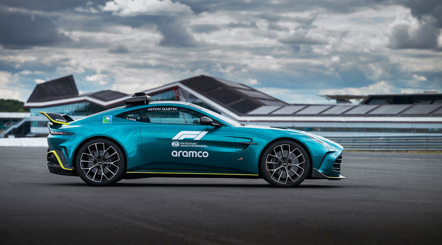 Safety car fixed image 1