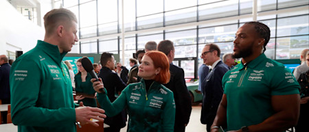 Nico Hülkenberg speaks to TikTok hosts Lindsey Russell and Franklin Sopuluchukwu